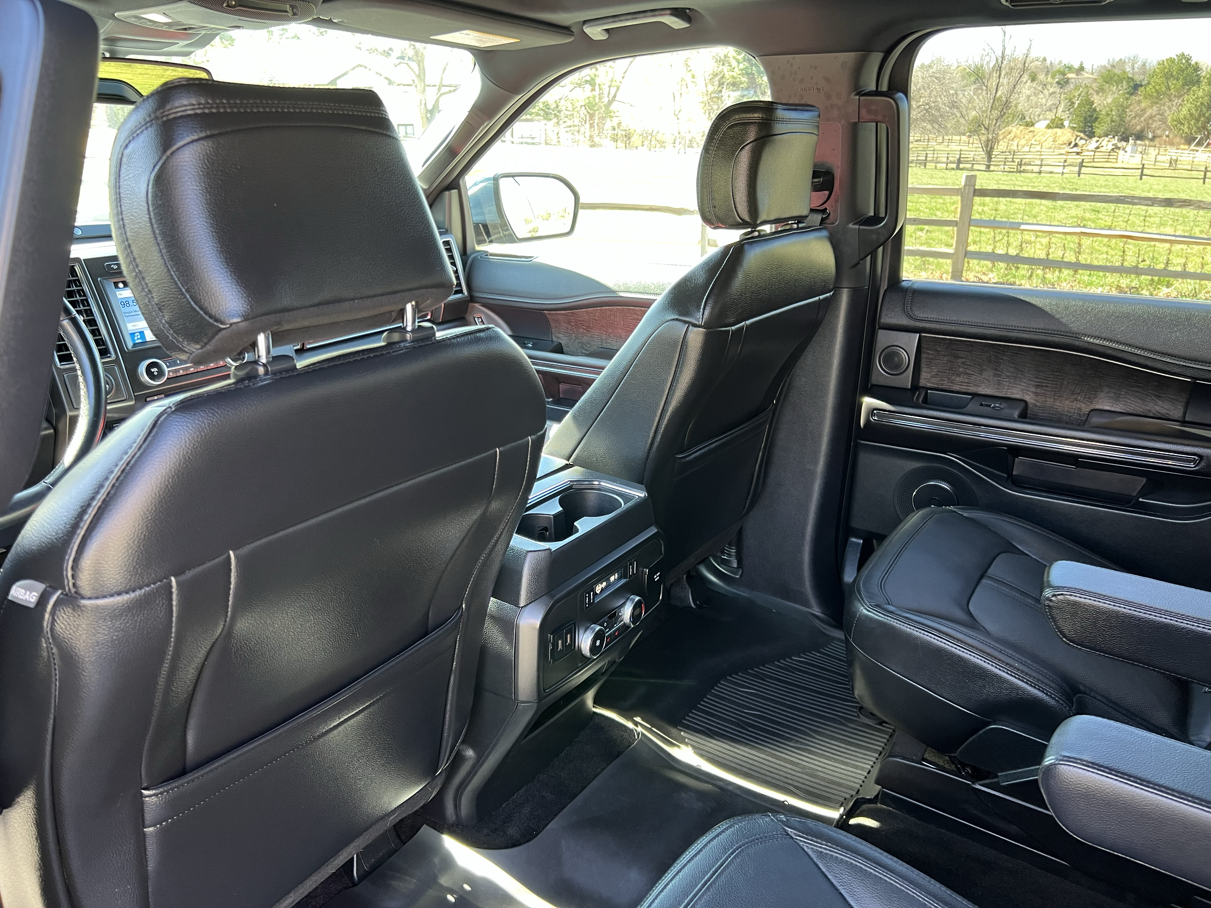 Used 2018 Ford Expedition Limited w/ Equipment Group 302A AWD/4WD image 20