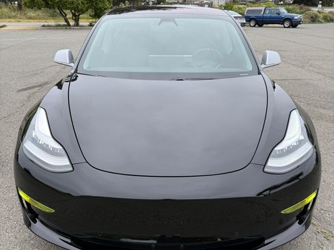 Used 2018 Tesla Model 3 Long Range AWD/4WD image 8