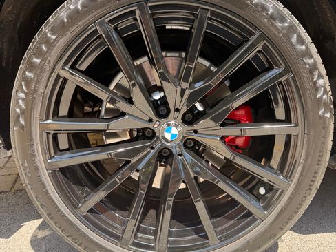 Used 2021 BMW X5 sDrive40i w/ M Sport Package image 29