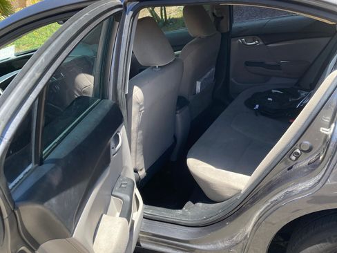 Used 2013 Honda Civic LX image 10