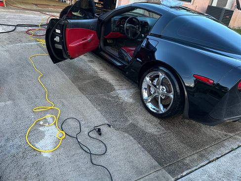 Used 2011 Chevrolet Corvette Grand Sport w/ Preferred Equipment Group image 8