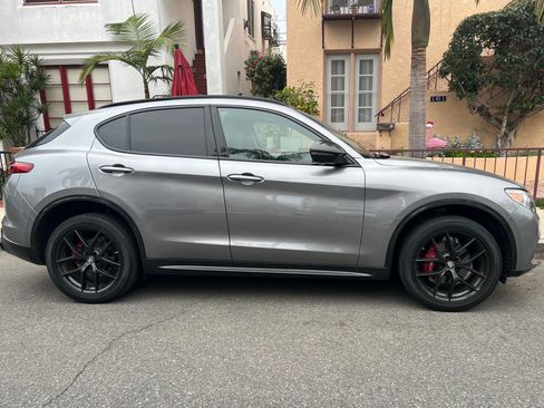 Used 2020 Alfa Romeo Stelvio Sport w/ Quick Order Package 22K Sport image 12
