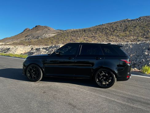 Used 2018 Land Rover Range Rover Sport SVR image 5