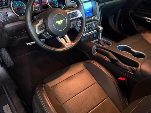 Used 2020 Ford Mustang GT Premium w/ GT Performance Package RWD image 4