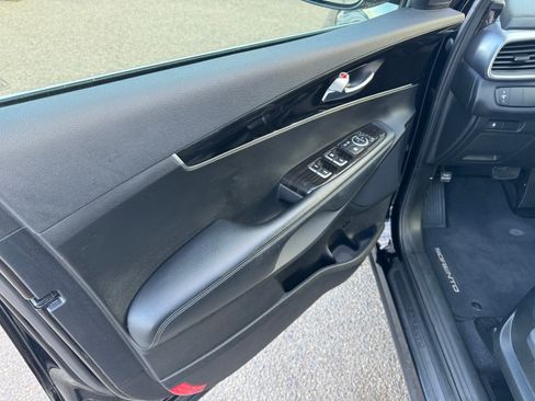 Used 2019 Kia Sorento L FWD image 25