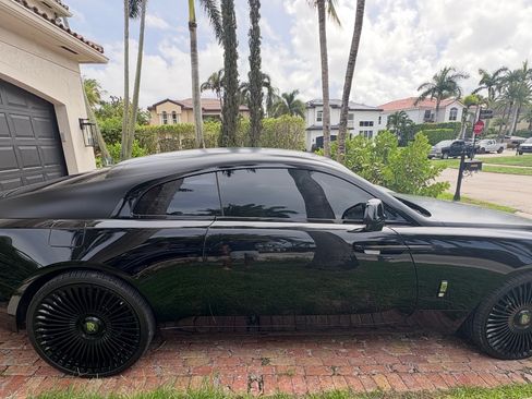 Used 2015 Rolls-Royce Wraith image 4