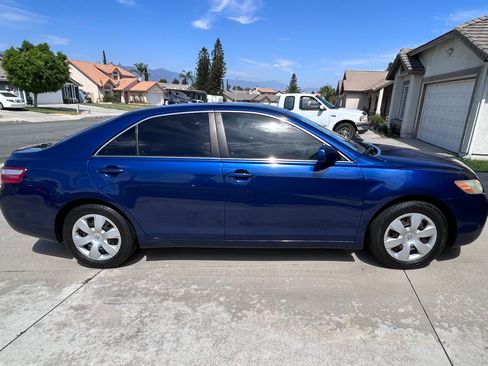 Used 2007 Toyota Camry LE FWD image 4