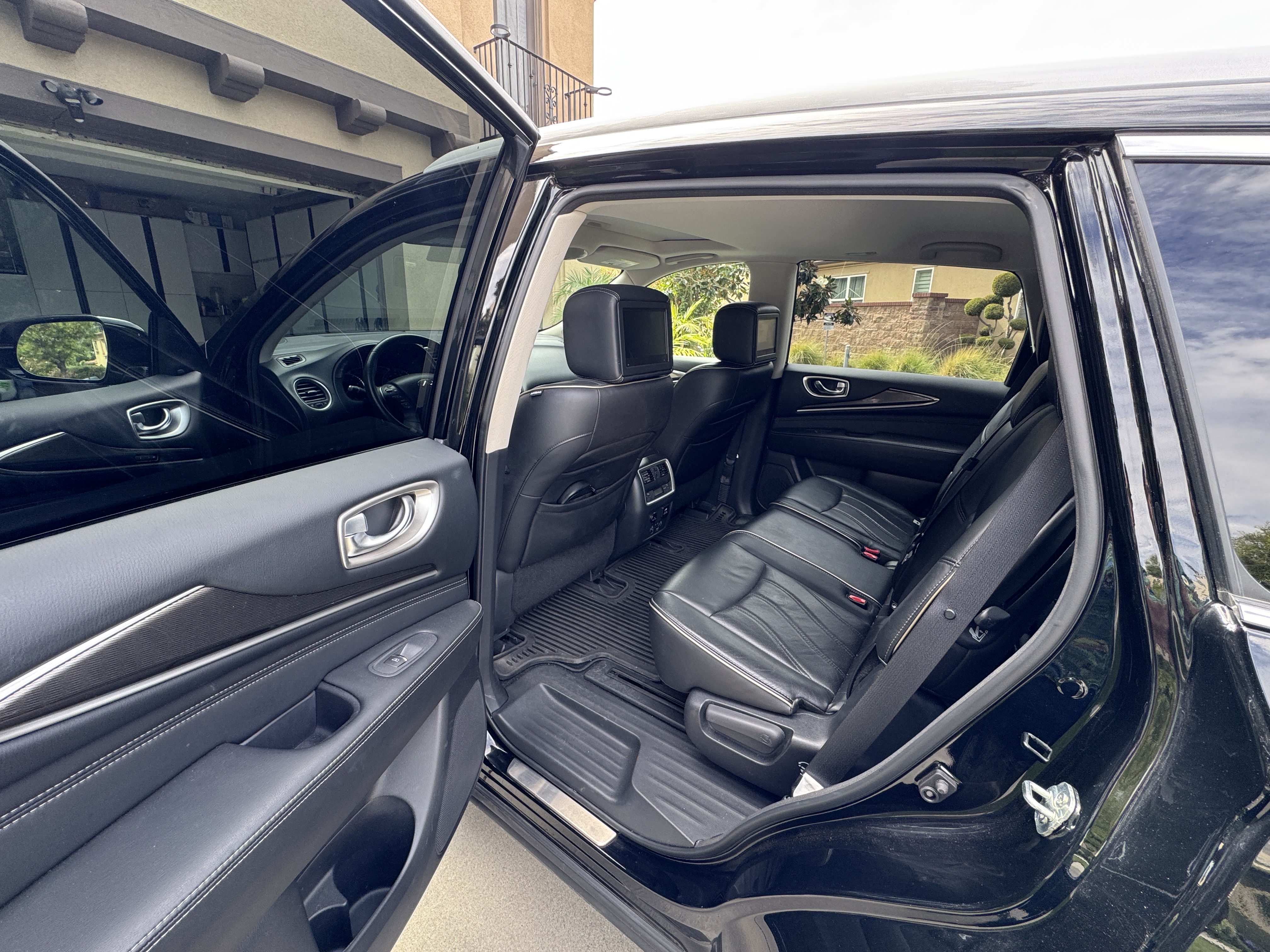 Used 2017 INFINITI QX60 Luxe w/ Premium Plus Package AWD/4WD image 20