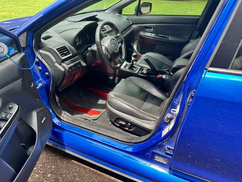 Used 2017 Subaru WRX Limited w/ Popular Package #1 AWD/4WD image 9
