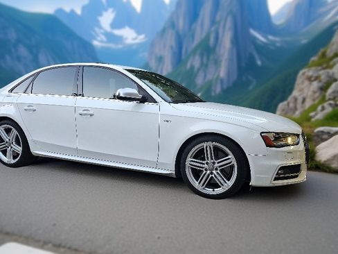 Used 2013 Audi S4 Premium Plus image 1