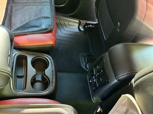 Used 2018 Dodge Durango SRT w/ SRT Interior Appearance Group image 9