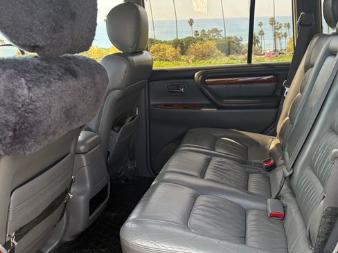 Used 2001 Lexus LX 470 4WD image 20