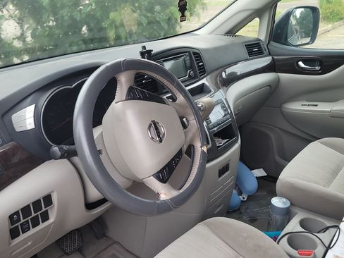 Used 2017 Nissan Quest SV FWD image 6
