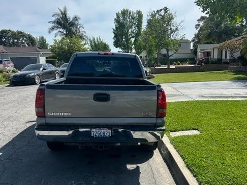 Used 2006 GMC Sierra 1500 SL RWD image 5