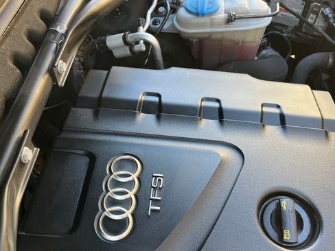 Used 2017 Audi Q5 2.0T Premium image 11