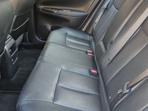 Used 2014 Nissan Sentra SL w/ Premium Package image 10