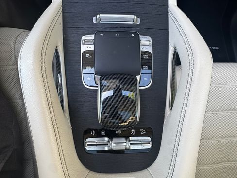 Used 2021 Mercedes-Benz GLS 580 4MATIC image 10