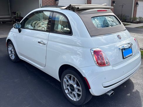 Used 2015 FIAT 500 Pop image 10