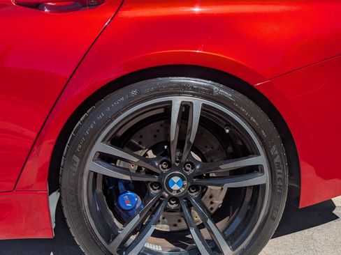 Used 2018 BMW M3 Sedan 4D image 5