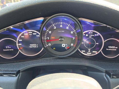 Used 2019 Porsche Cayenne AWD/4WD image 13