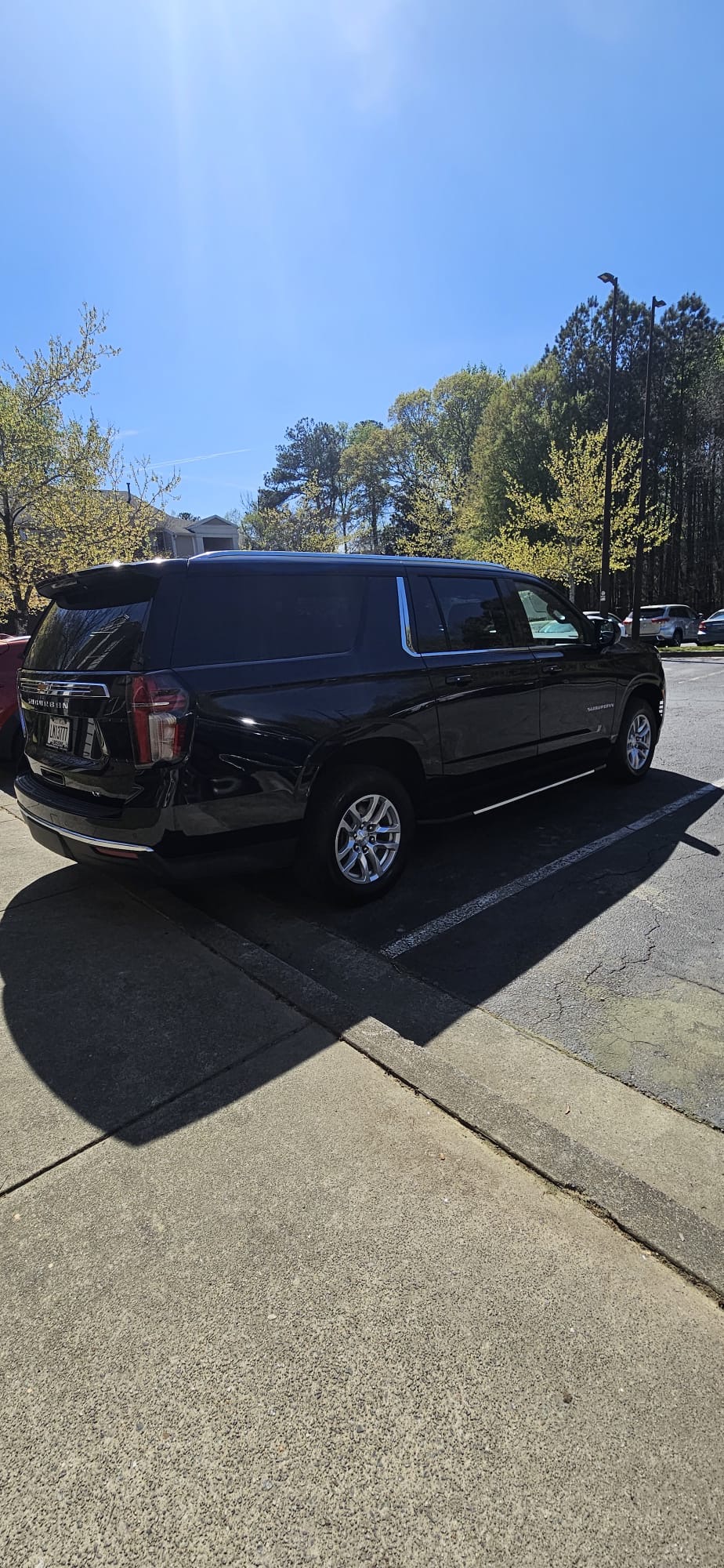 Used 2023 Chevrolet Suburban LT AWD/4WD image 16