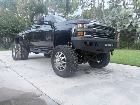 Used 2015 Chevrolet Silverado 3500 LT w/ LT Convenience Package AWD/4WD image 1