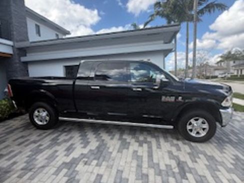 Used 2013 RAM 2500 Laramie w/ Protection Group image 2