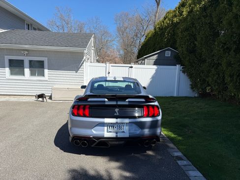 Used 2022 Ford Mustang Shelby GT500 w/ Technology Package image 4