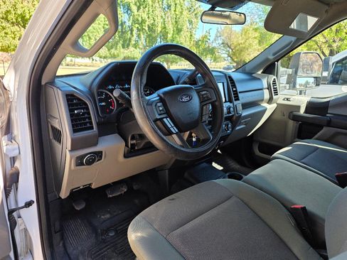 Used 2021 Ford F250 XL w/ Power Equipment Group image 10