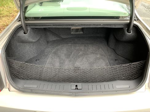 Used 2008 Cadillac DTS FWD image 2