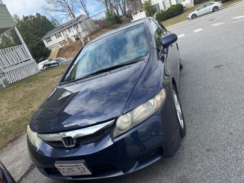 Used 2010 Honda Civic LX image 4