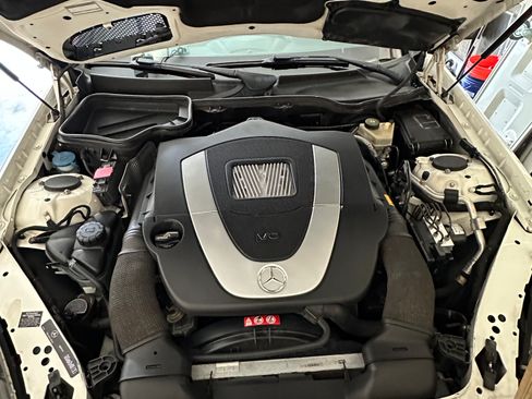 Used 2005 Mercedes-Benz SLK 350 image 8