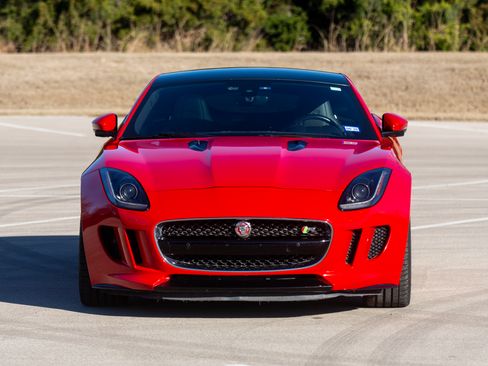 Used 2015 Jaguar F-TYPE R image 1
