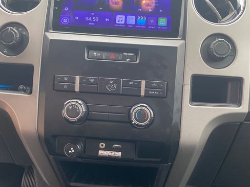 Used 2012 Ford F150 XLT w/ XLT Chrome Pkg image 9