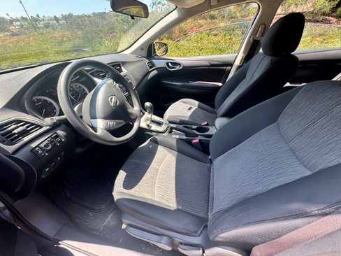 Used 2014 Nissan Sentra SV FWD image 6