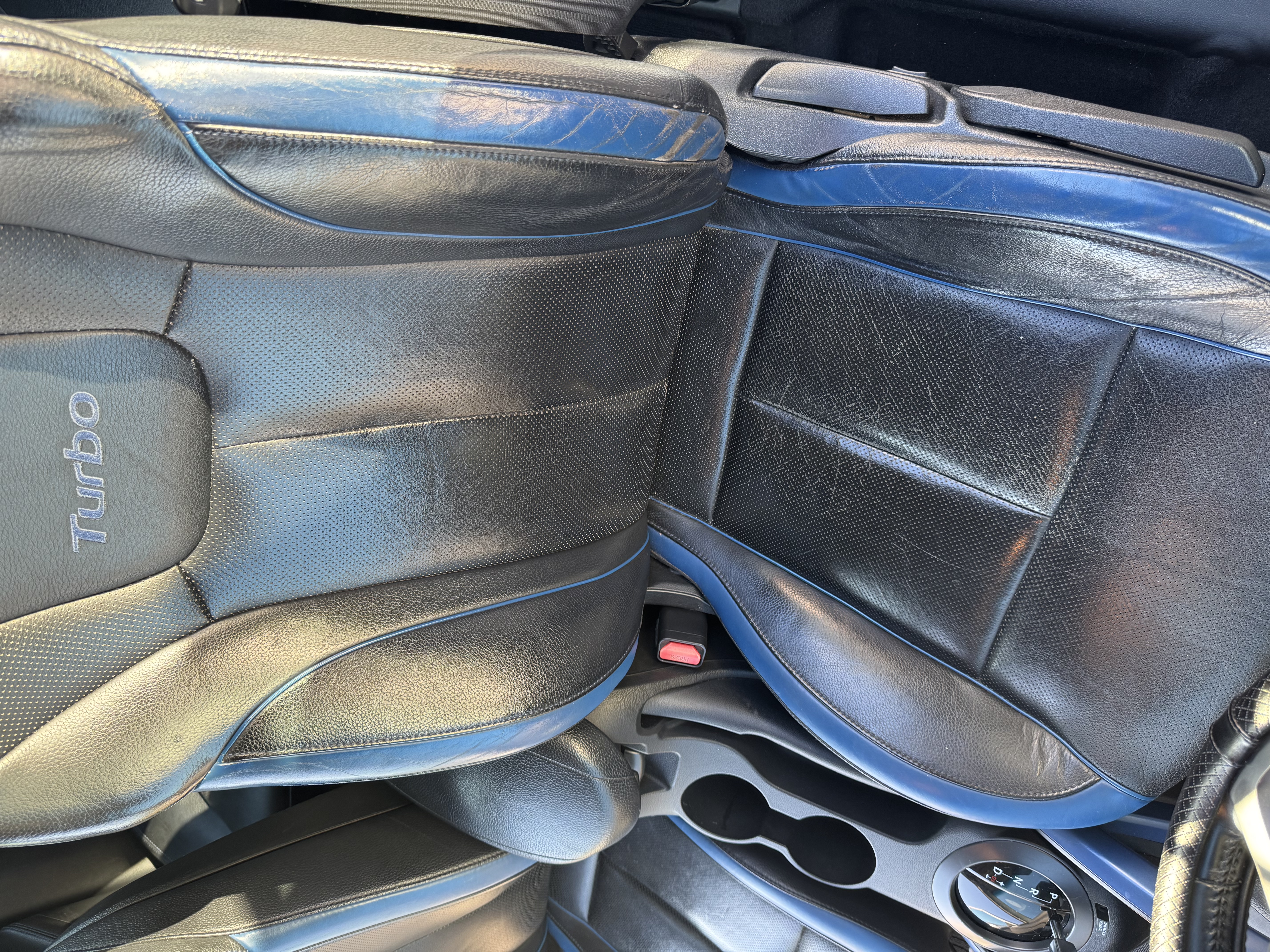Used 2013 Hyundai Veloster Turbo FWD image 19
