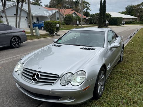 Used 2004 Mercedes-Benz SL 500 image 4