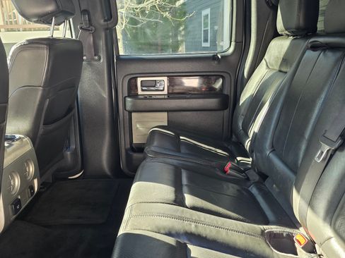 Used 2014 Ford F150 Platinum image 6