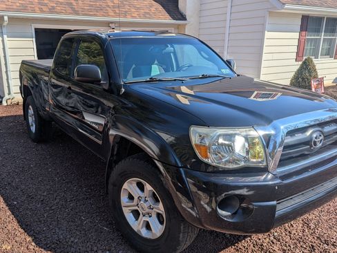 Used 2005 Toyota Tacoma 4x4 Access Cab image 4