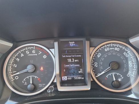 Used 2021 Toyota Tacoma SR5 image 14