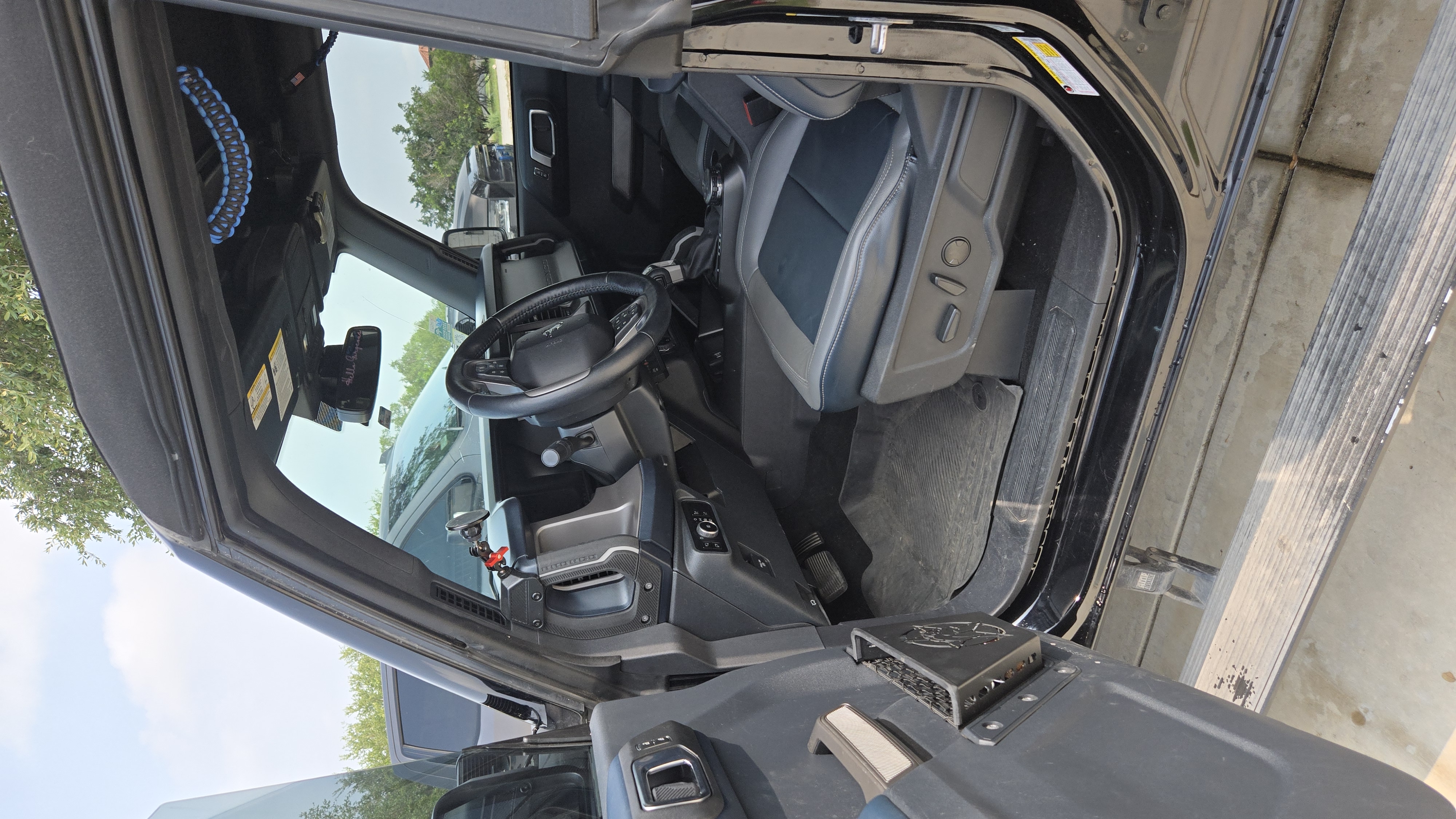 Used 2023 Ford Bronco Outer Banks AWD/4WD image 5