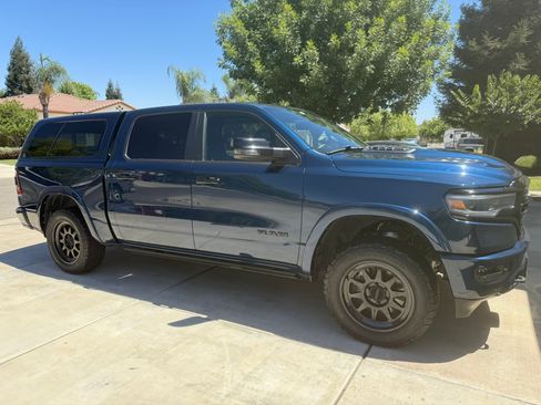 Used 2023 RAM 1500 Limited AWD/4WD image 1