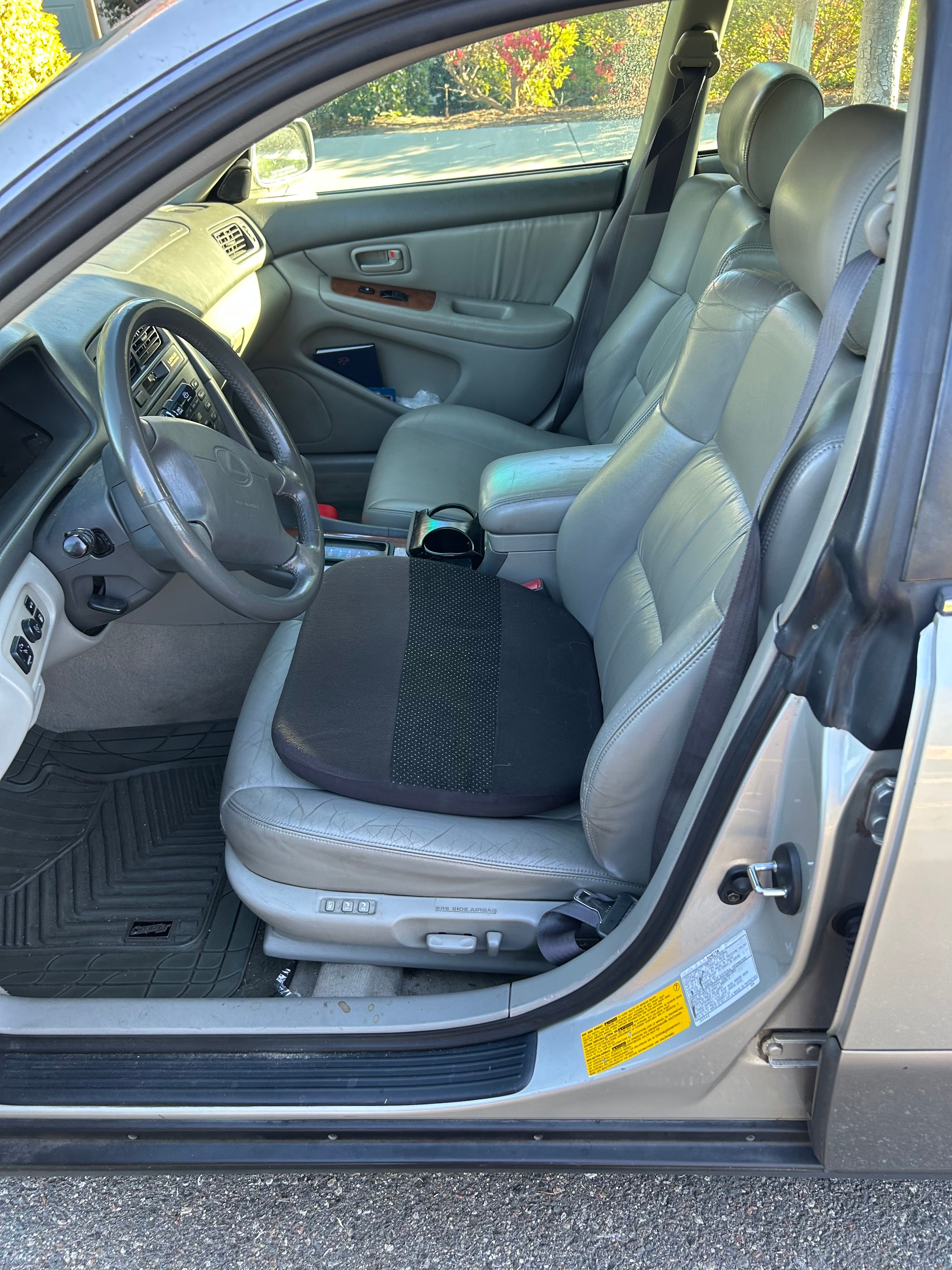 Used 1999 Lexus ES 330 FWD image 4