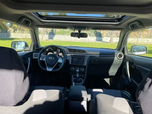 Used 2014 Scion tC image 18