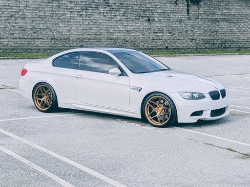 Used 2013 BMW M3 Coupe 2D image 2