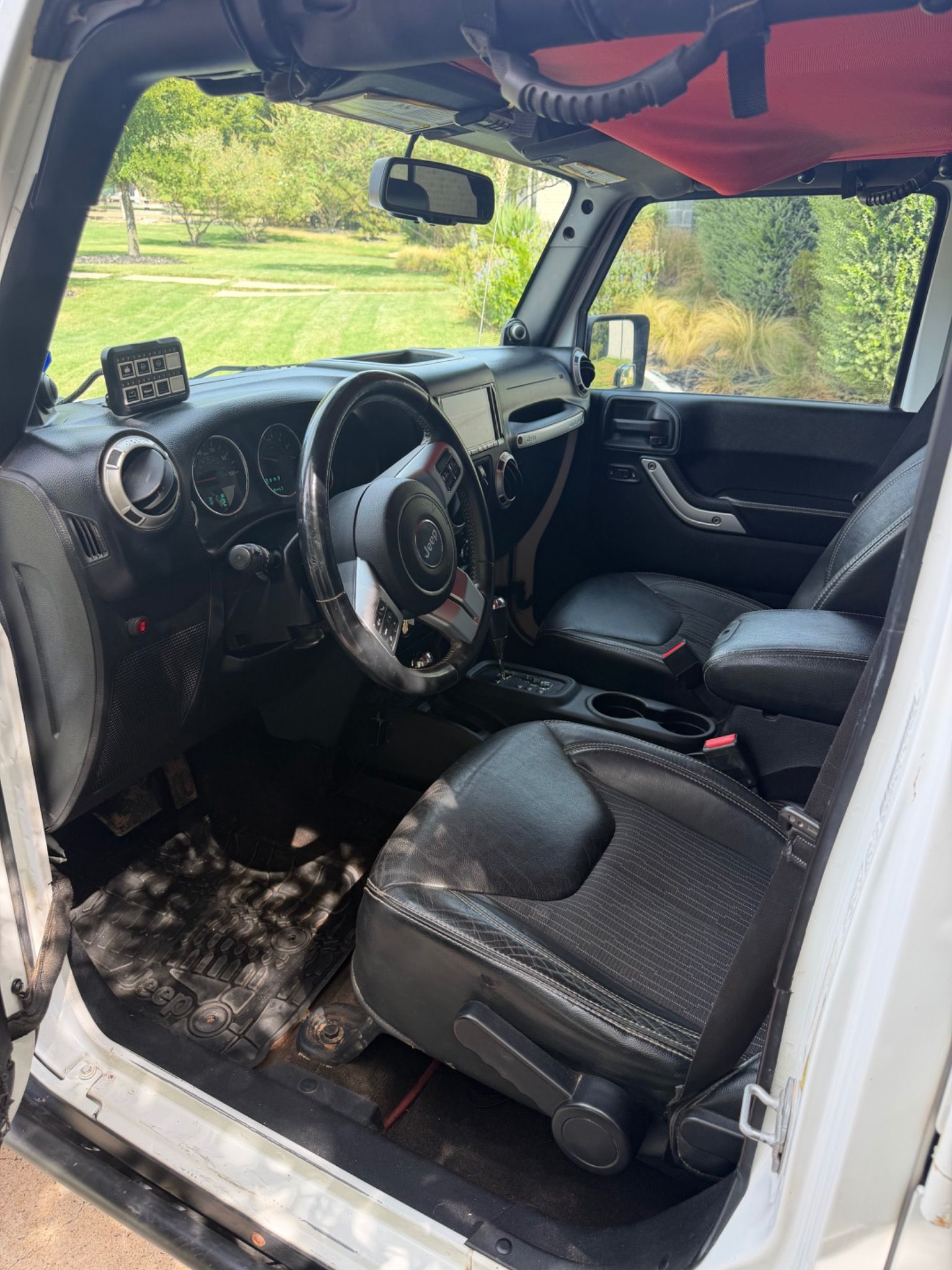 Used 2013 Jeep Wrangler Unlimited Sport AWD/4WD image 20