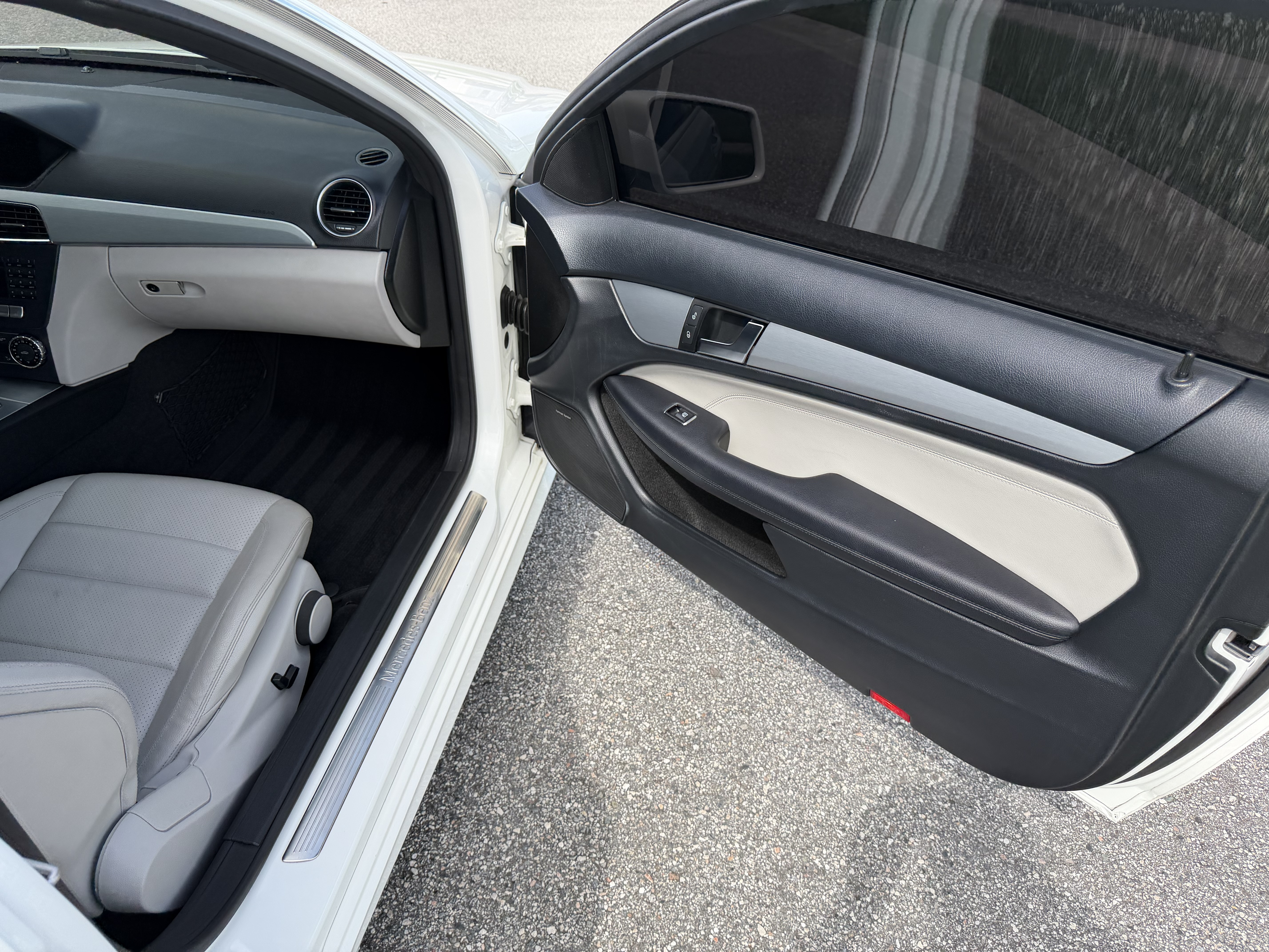 Used 2015 Mercedes-Benz C 250 Coupe image 13