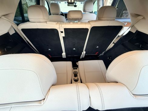 Used 2021 Mercedes-Benz GLE 350 4MATIC image 23