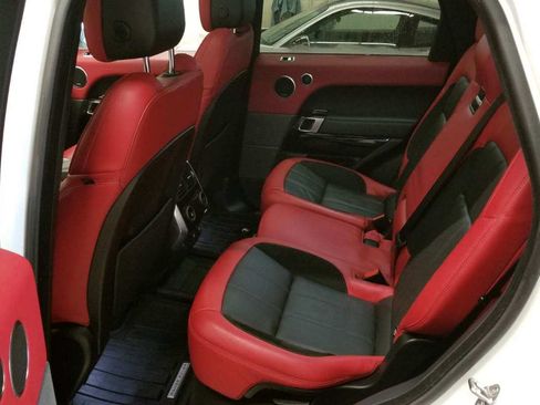 Used 2020 Land Rover Range Rover Sport HST image 8