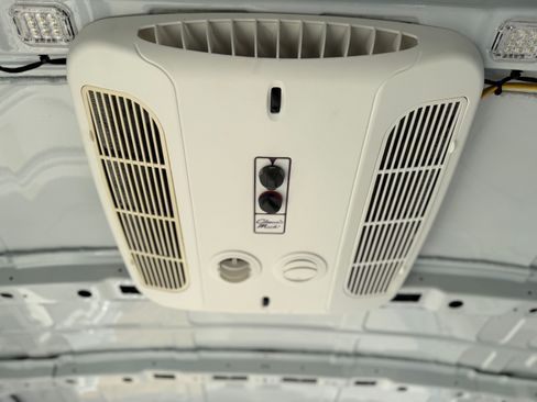 Used 2020 Ford Transit 350 148 High Roof Extended image 12